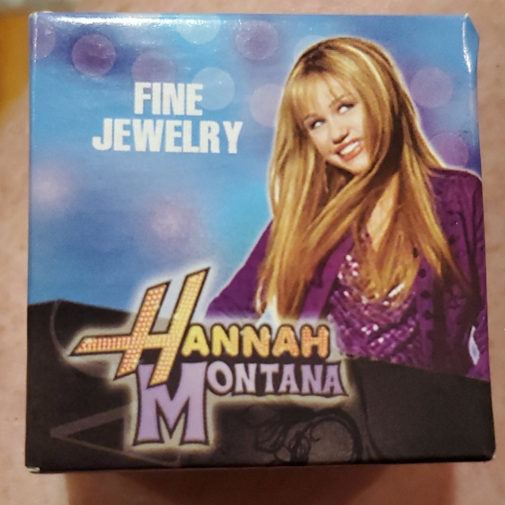14kt Hannah Montana guitar earrings